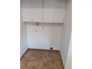 Photo #3: 1628349 Listing 