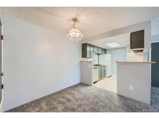 Photo #3: 1633843 Listing