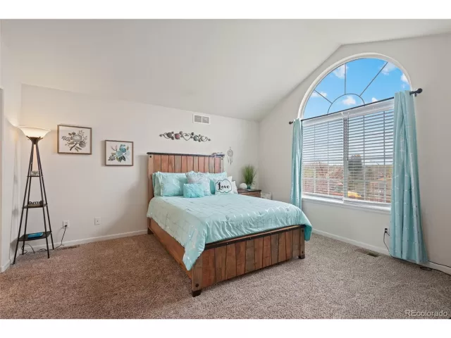 MLS: 1635790 Condo For Sale