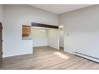 Photo #5: 1636471 Listing 