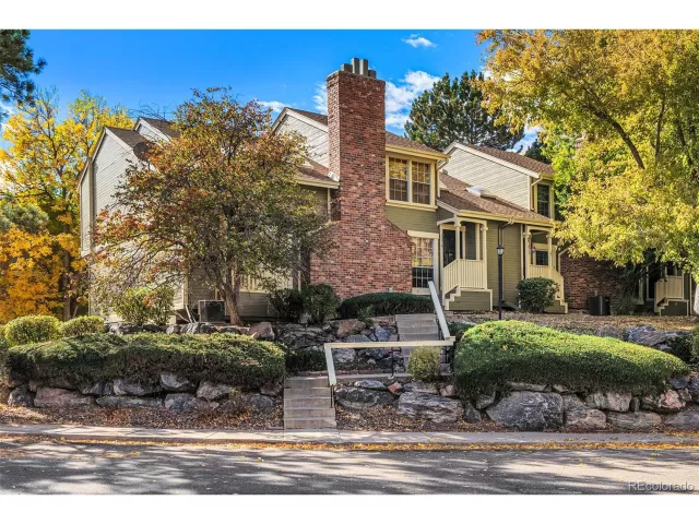 MLS: 1637563 Condo For Sale