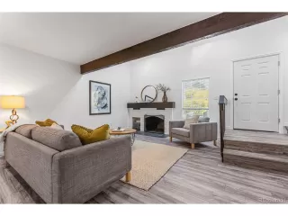 Photo #4: 1637563 Listing 