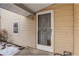 Photo #4: 1637935 Listing