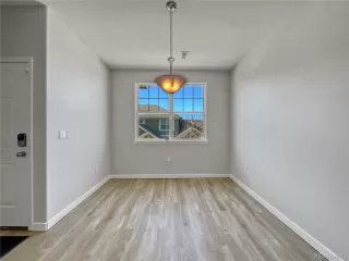 Photo #6: 1638357 Listing