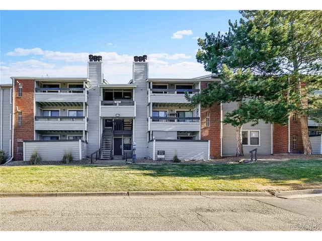 MLS: 1638770 Condo For Sale