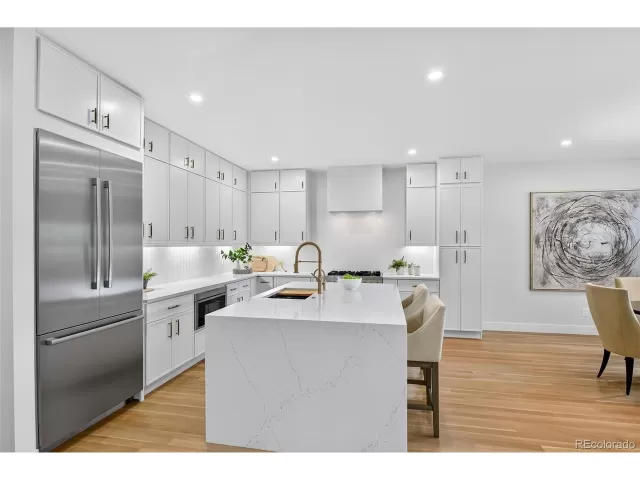 MLS: 1638891 Condo For Sale