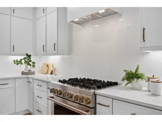 Photo #4: 1638891 Listing 