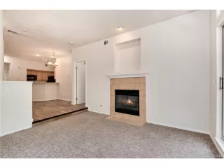 Photo #6: 1640098 Listing