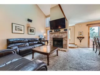 Photo #5: 1644372 Listing