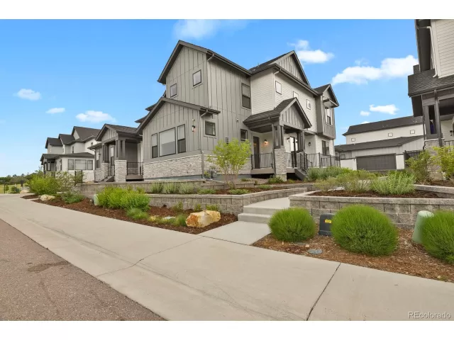 MLS: 1645614 Condo For Sale