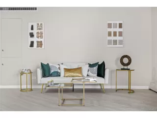 Photo #5: 1646037 Listing 