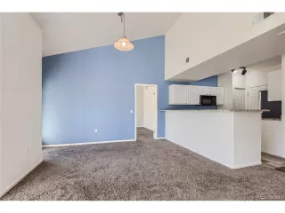 Photo #4: 1646832 Listing 