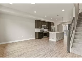 Photo #4: 1647054 Listing