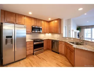 Photo #4: 1647583 Listing