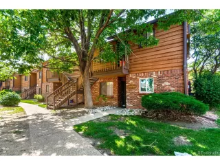 Photo #2: 1649325 Listing