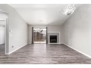 Photo #6: 1649325 Listing