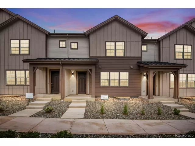 MLS: 1649508 Condo For Sale