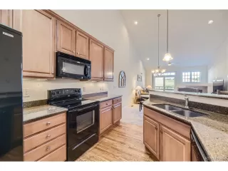 Photo #5: 1651360 Listing 