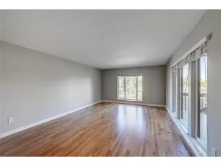 Photo #5: 1652497 Listing