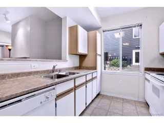 Photo #6: 1658141 Listing