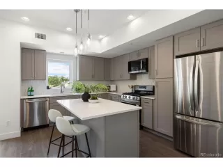 Photo #5: 1658227 Listing