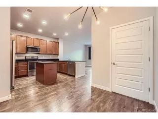 Photo #6: 1658454 Listing