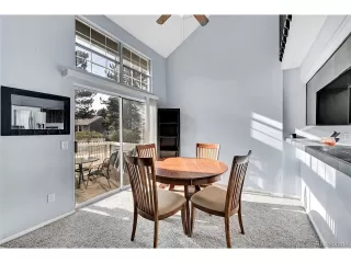 Photo #5: 1658622 Listing 