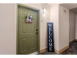 Photo #5: 1658637 Listing