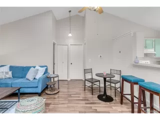 Photo #4: 1659116 Listing