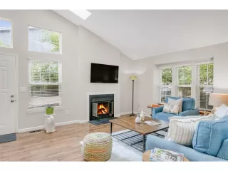 Photo #6: 1659116 Listing