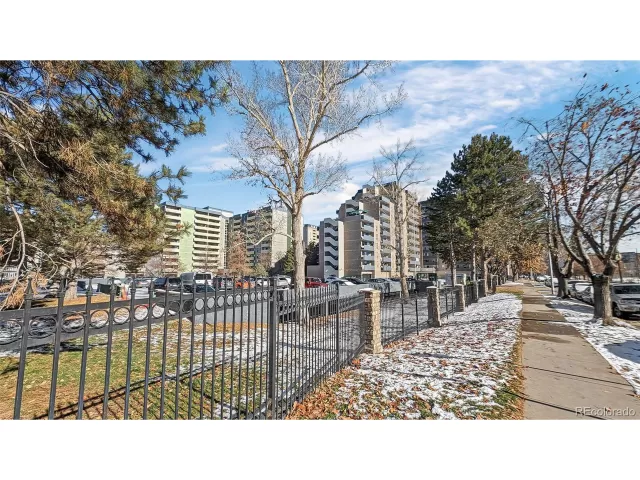 MLS: 1659729 Condo For Sale