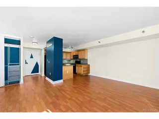 Photo #3: 1659729 Listing