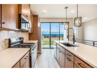 Photo #4: 1662491 Listing