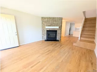 Photo #2: 1663892 Listing