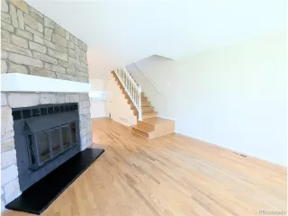 Photo #3: 1663892 Listing