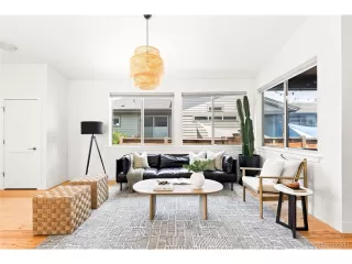 Photo #2: 1663956 Listing 