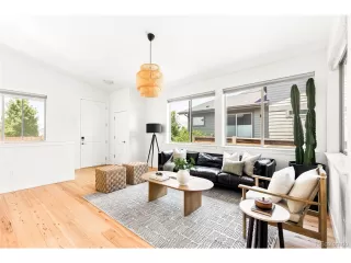 Photo #3: 1663956 Listing 