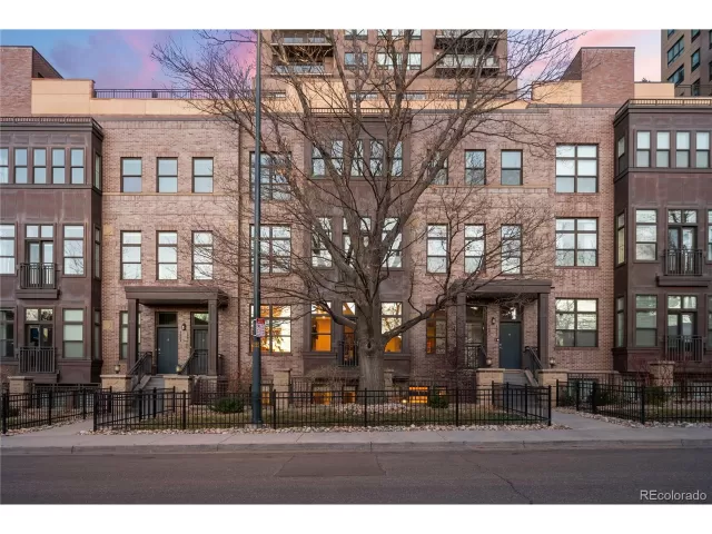 MLS: 1666049 Condo For Sale