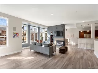 Photo #4: 1666049 Listing