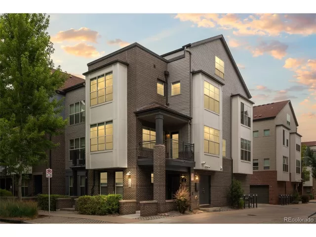 MLS: 1668546 Condo For Sale