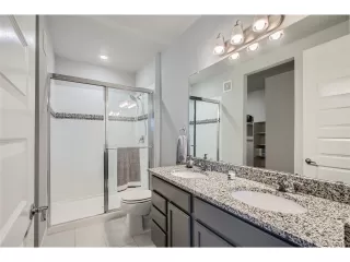 Photo #5: 1669031 Listing 