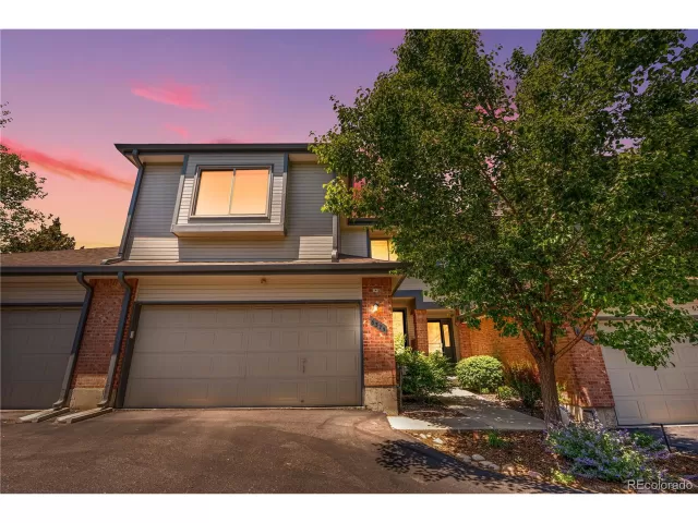 MLS: 1671539 Condo For Sale