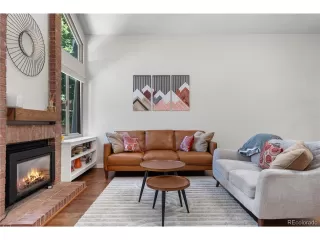 Photo #5: 1671539 Listing