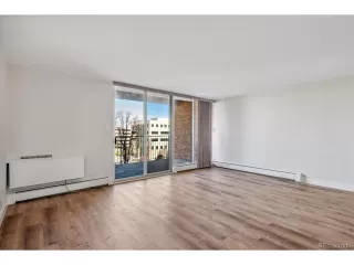 Photo #3: 1671933 Listing 