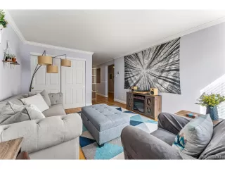 Photo #4: 1672438 Listing