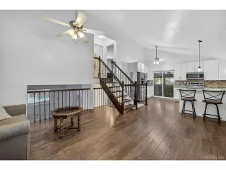 Photo #6: 1677206 Listing