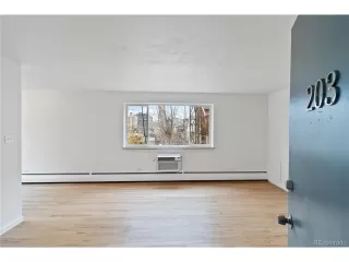 Photo #2: 1677235 Listing 