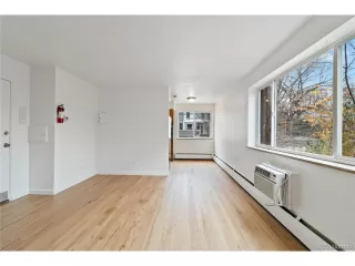 Photo #4: 1677235 Listing 