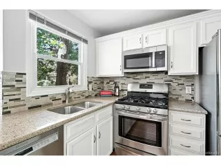 Photo #4: 1678112 Listing