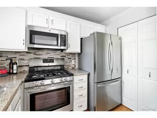 Photo #5: 1678112 Listing